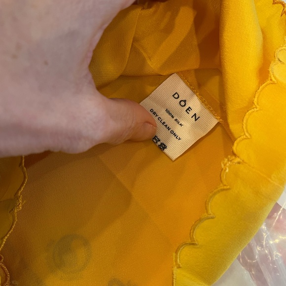 Dôen Flores Top, Sold out, Rare! - Picture 2 of 7